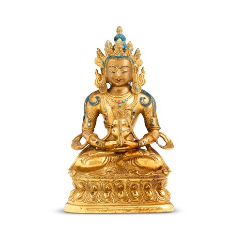 45 · A FINE SINO-TIBETAN GILT BRONZE SEATED FIGURE OF AMITAYUS, 18TH CENTURY