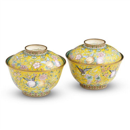 A PAIR OF CHINESE FALANG ENAMEL ON BRONZE 'BUTTERFLY' BOWLS AND COVERS, REPUBLIC PERIOD (1912 - 1949)
