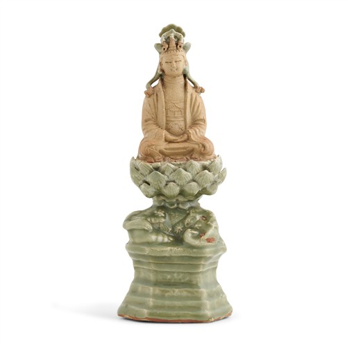 34 · A CHINESE LONGQUAN CELADON SEATED FIGURE OF SAMANTABHADRA, MING DYNASTY (1368 - 1644)